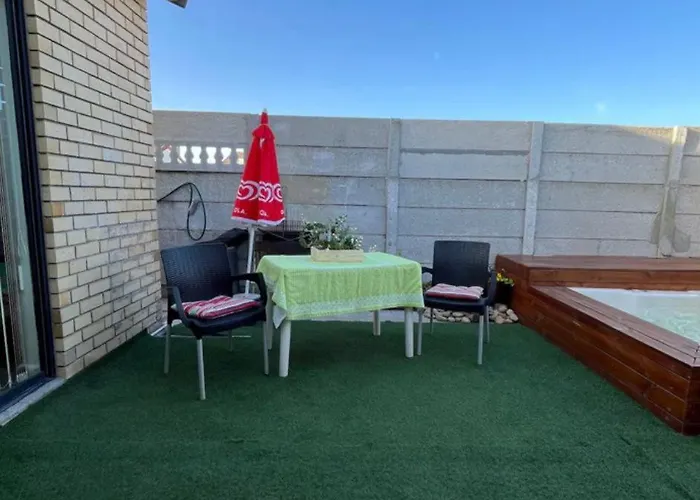 Cosy 1 Bedroom And Jacuzzi In Muizenberg